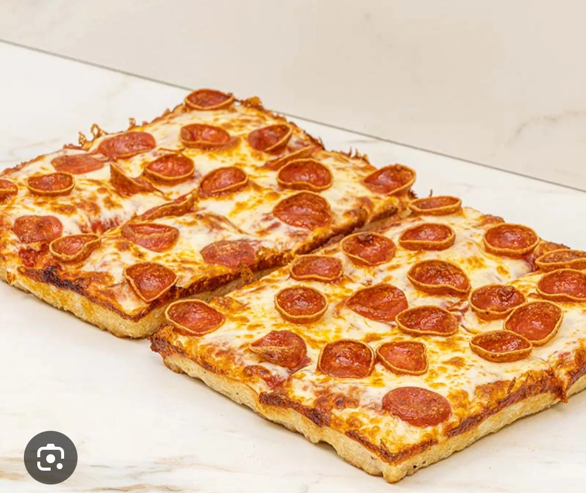 Pepperoni pizza with a crispy crust