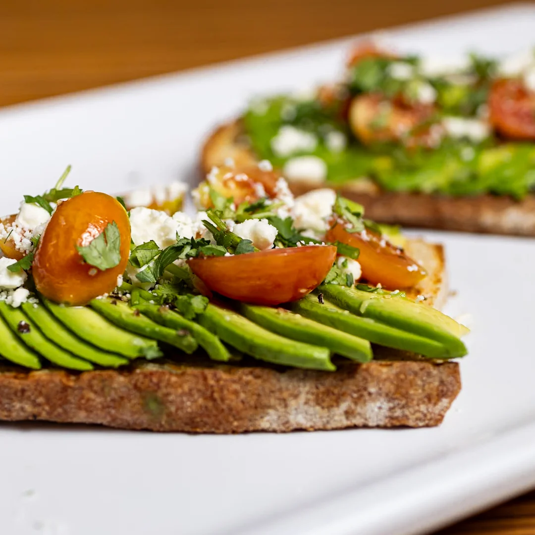 Daily breakfast and lunch specials
