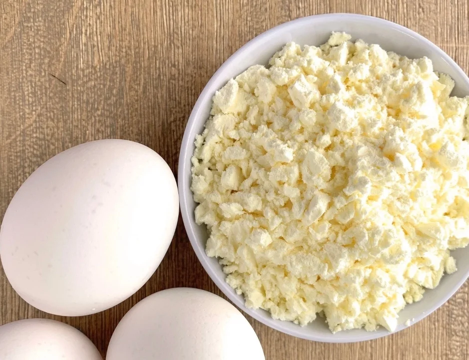 EGG WHITES