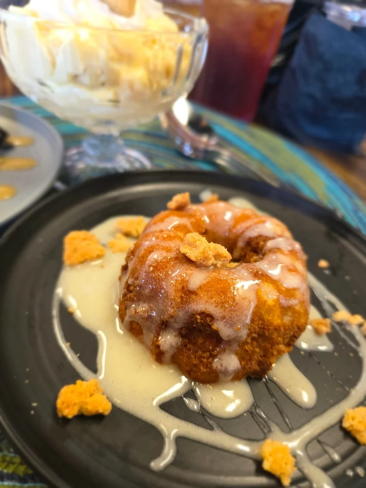 Cinnamon Roll Bundt Cake