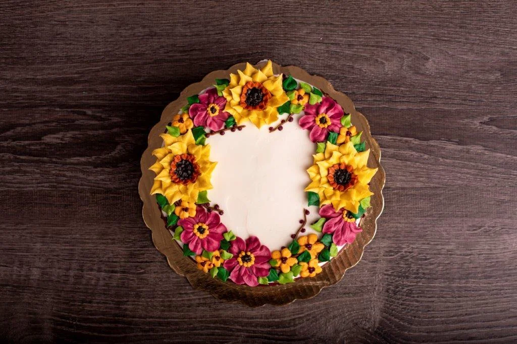 Autumn Wreath Cake - serves 20