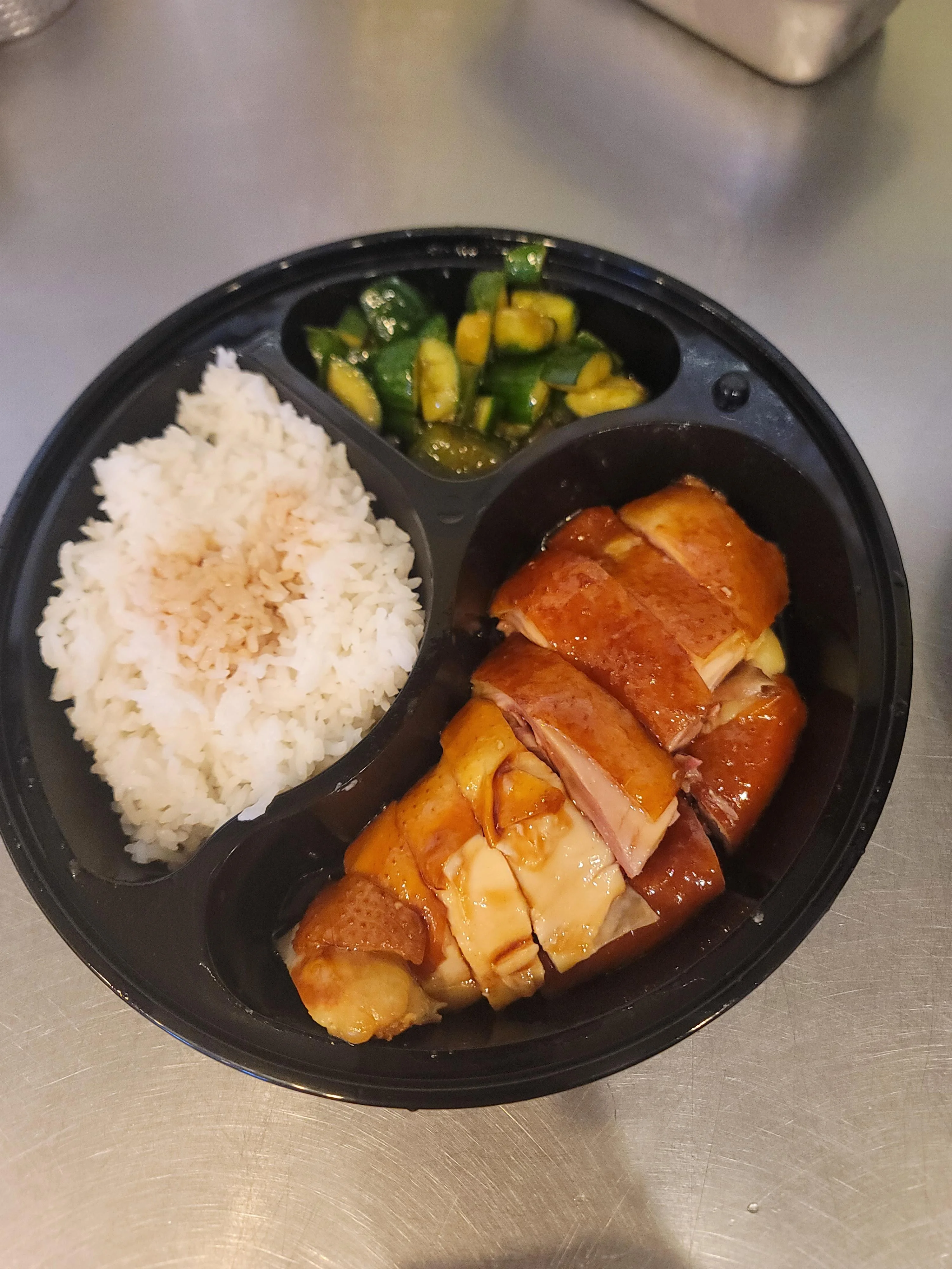 C2. Soy Sauce Chicken Bento豉油雞飯
