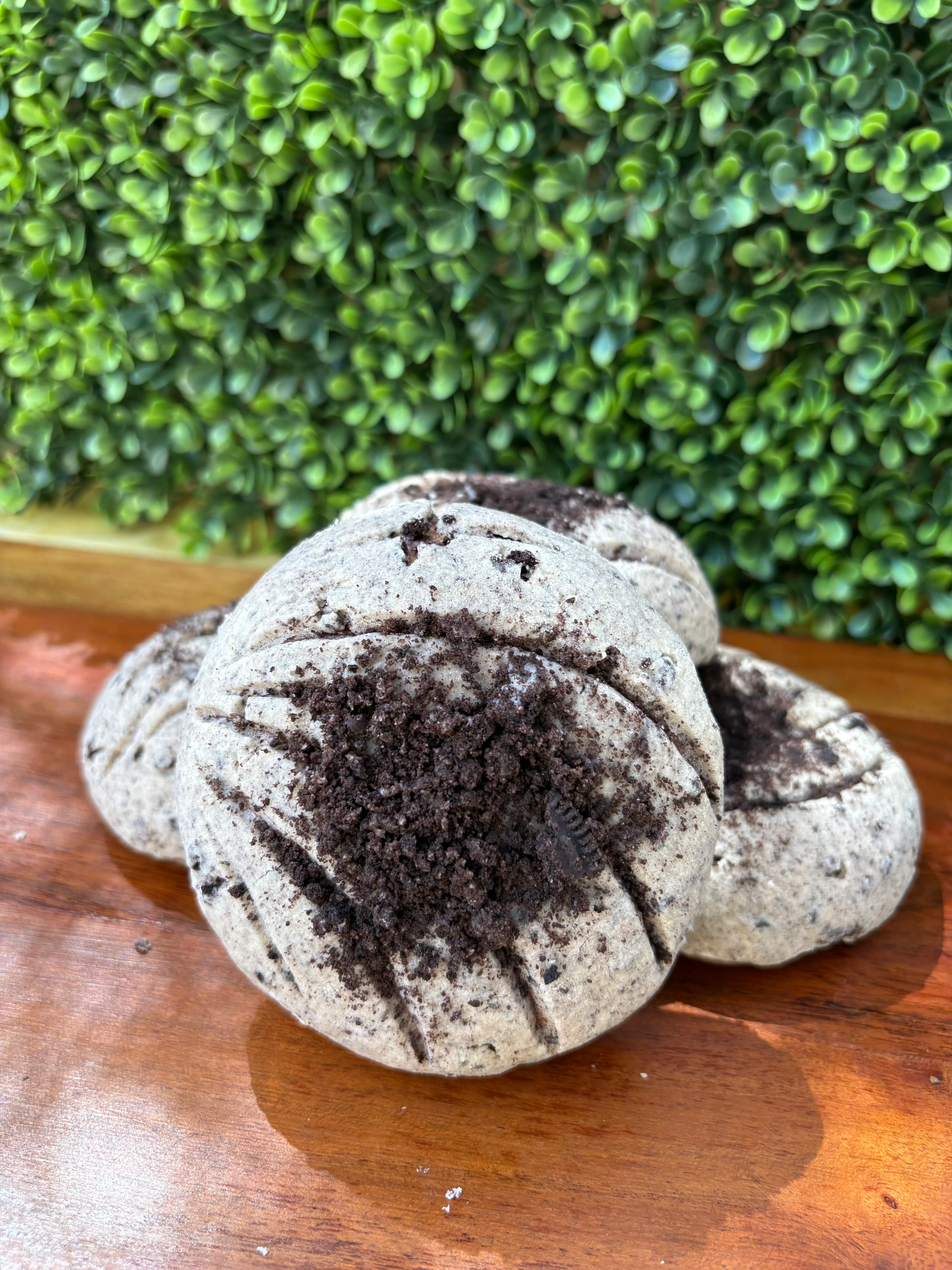 Delicious black sesame cookies with crushed oreo topping