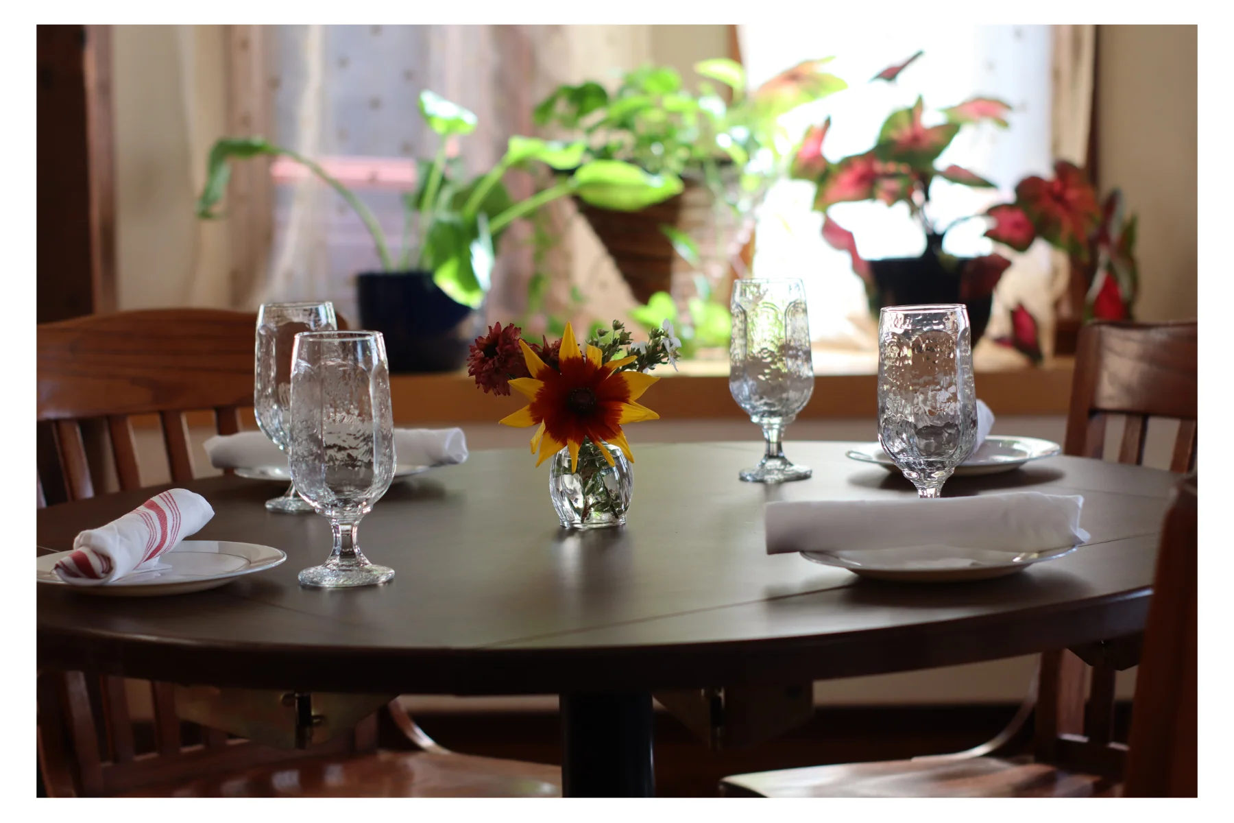 A vibrant restaurant interior with colorful decor and inviting seating.