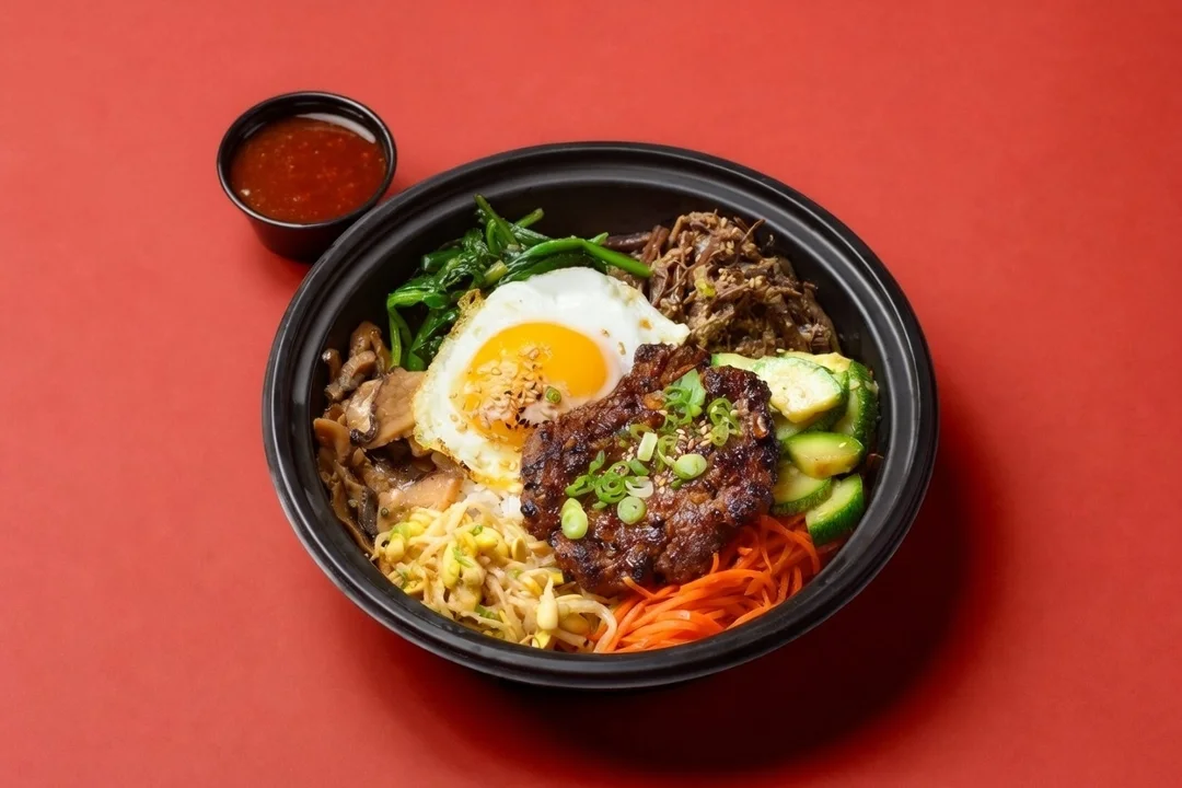 B4. Tteok Kalbi Bibimbap