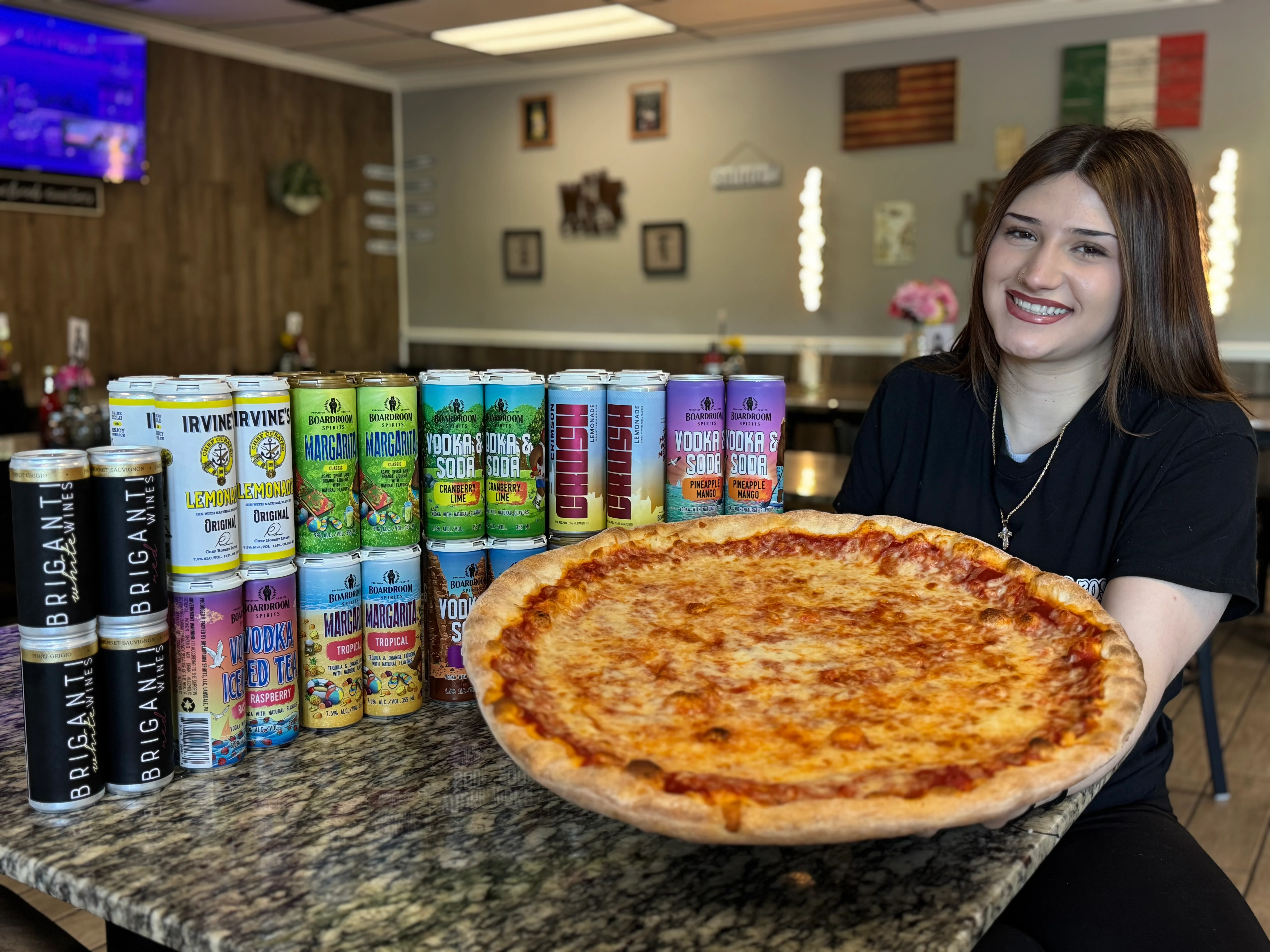 mia and pizza