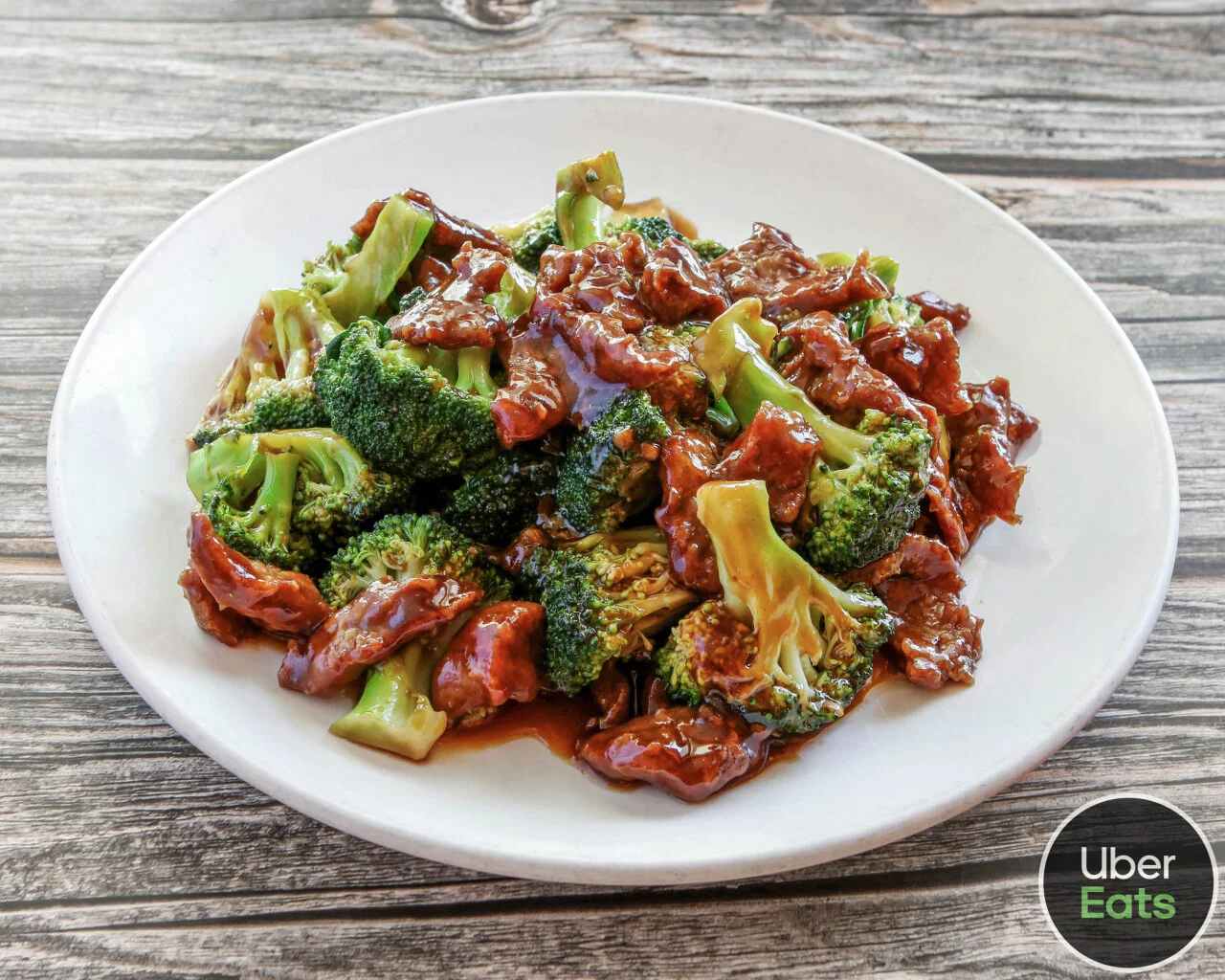 Beef and broccoli stir-fry in a savory sauce