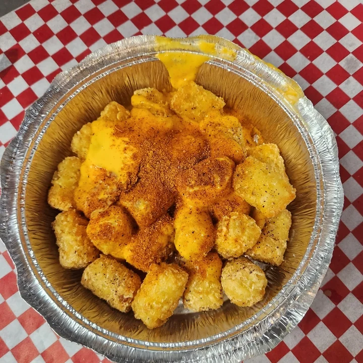 Manayunk spicy Cheese Tots