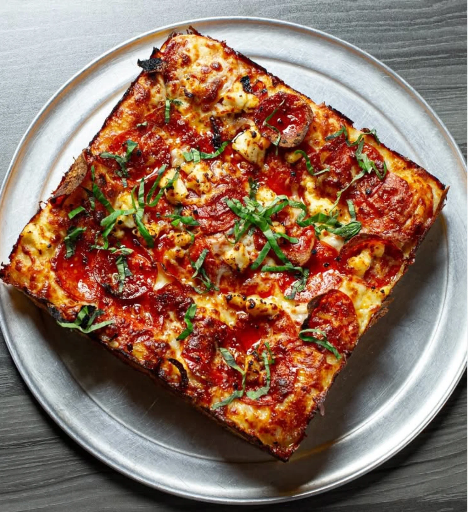 HOT HONEY PIZZA