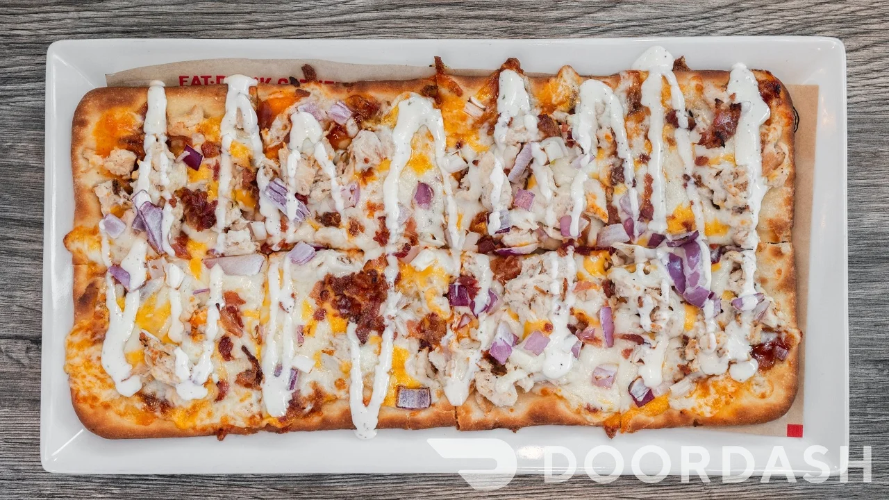 Sweet Heat Chicken Flatbread