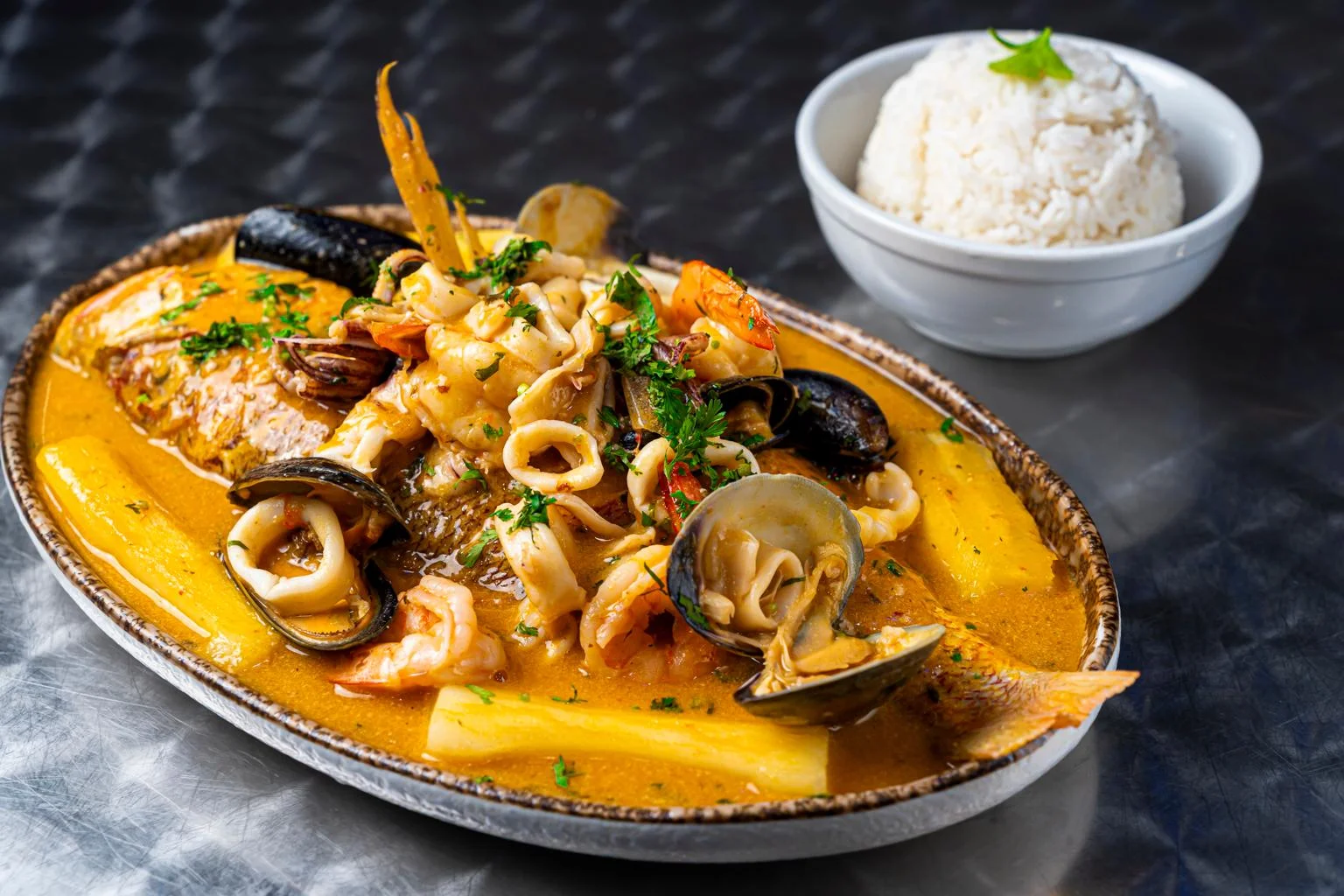 Parihuela de Pescado y Marisco
