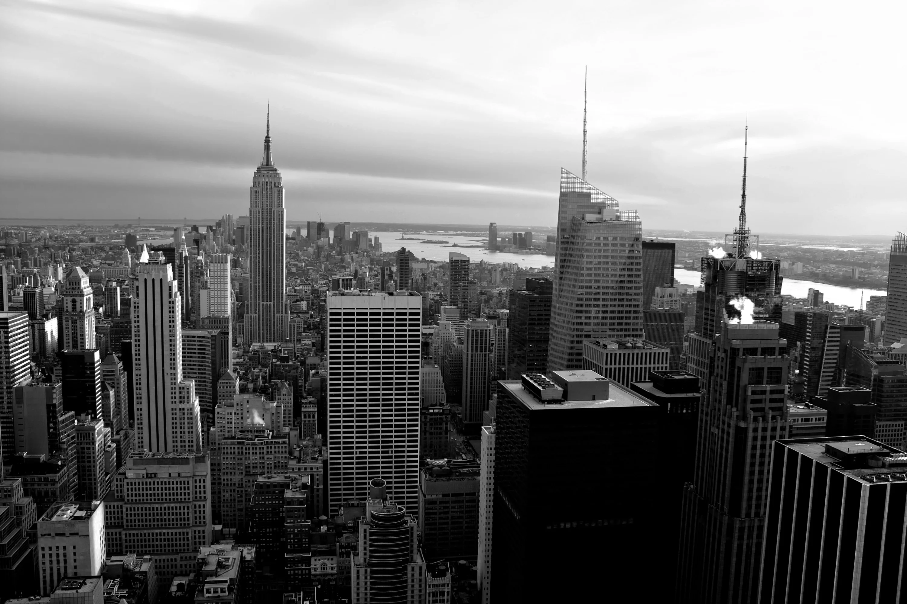 Aerial view of New York City skyline in black and white