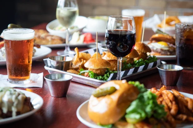 Restaurant header image showcasing a vibrant dining atmosphere.