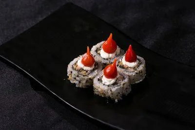 URAMAKI SKIN SPICY