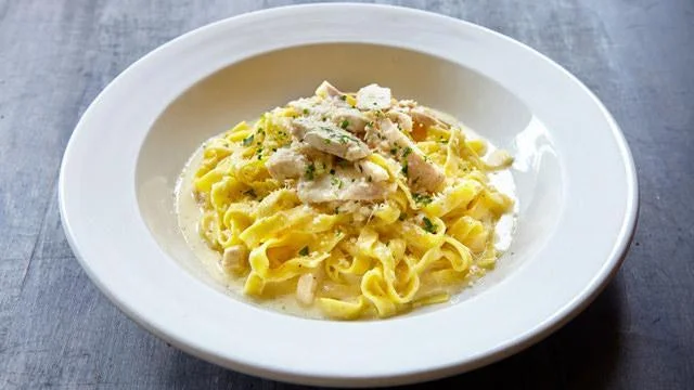 Chicken Fettuccini Alfredo