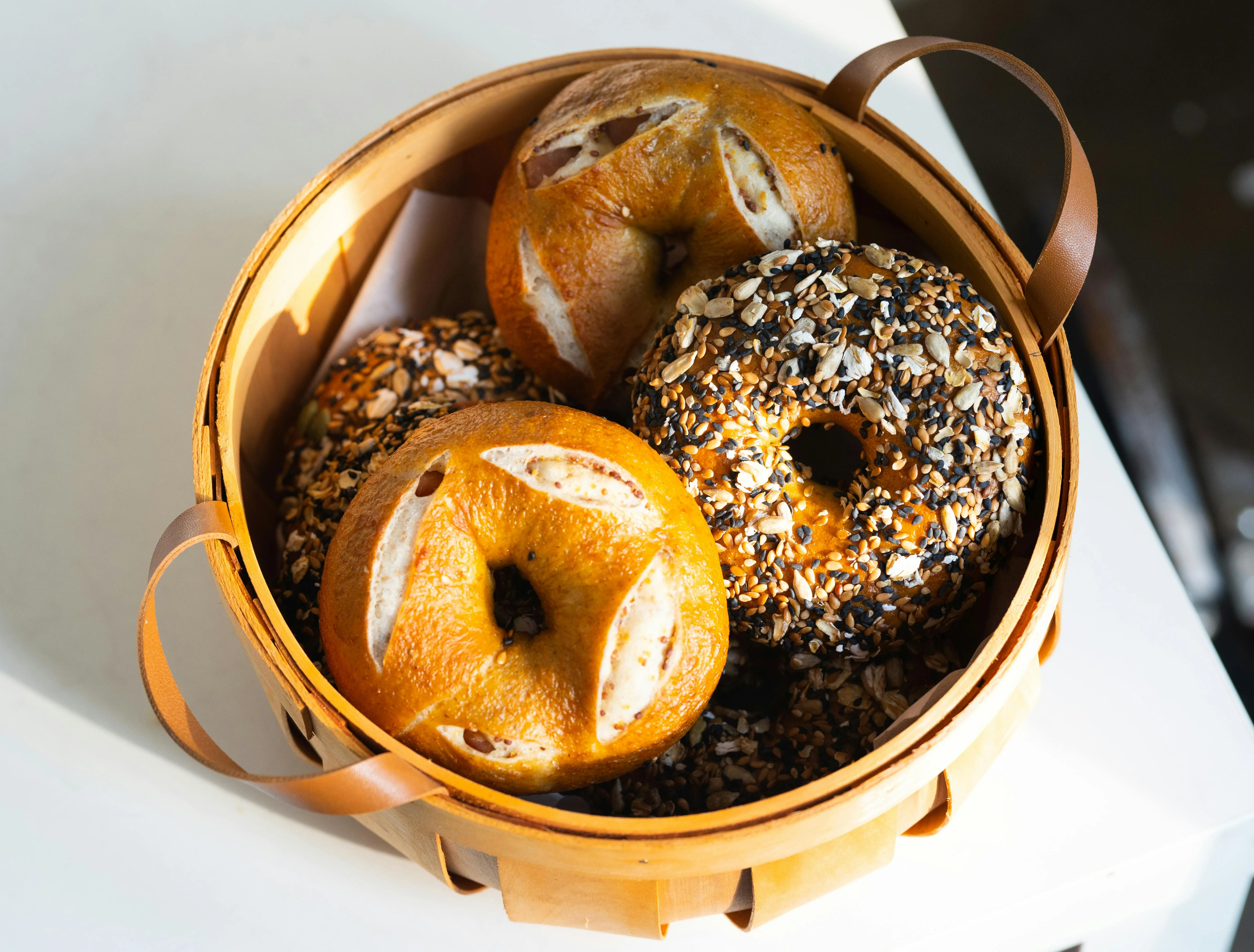 A bowl of bagels