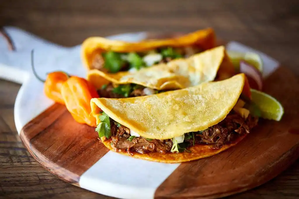 A plate of 3 tacos