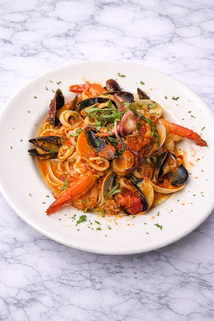 Linguini Pescatore