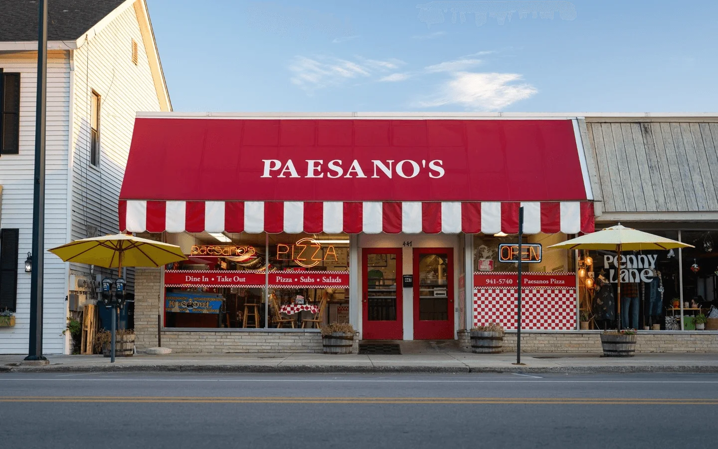 The front of Paesano's Pizza