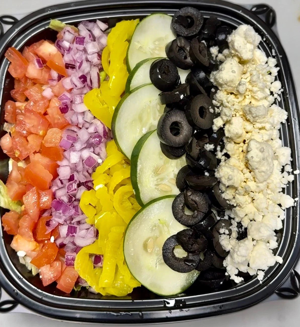 GREEK SALAD 