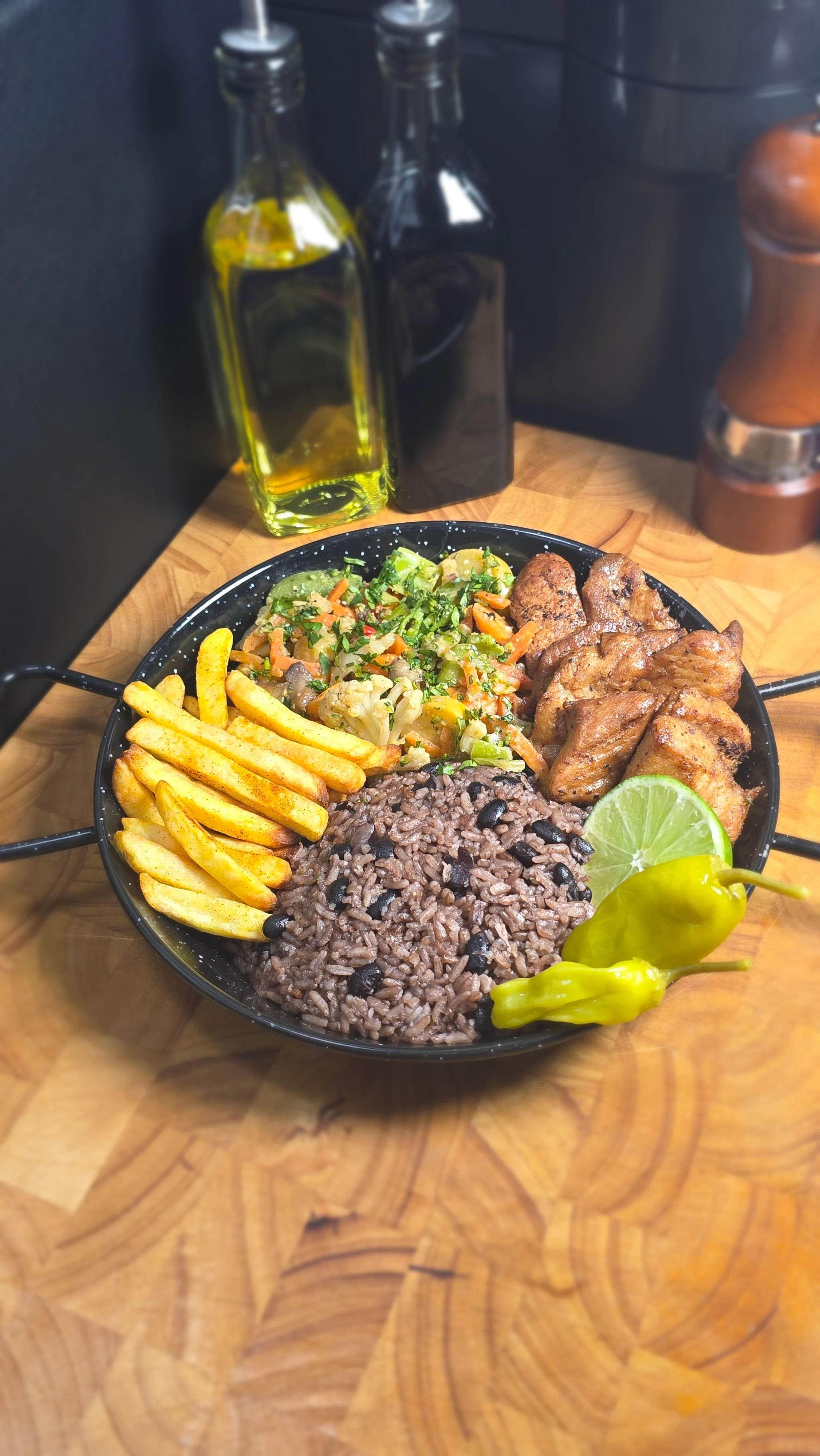 Delicious Caribbean plate with rice and chicken