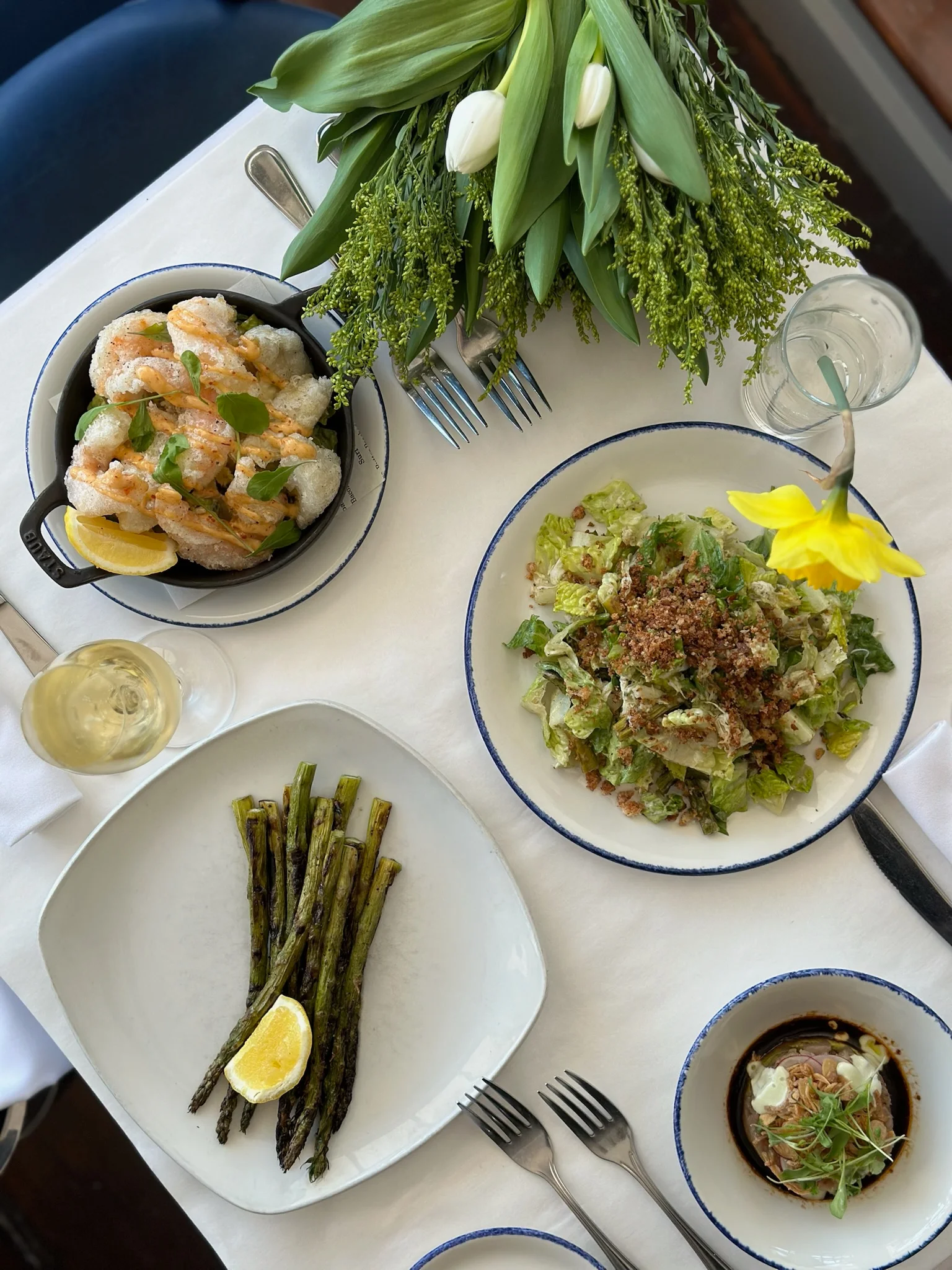 Crispy shrimp with lemon in a coastal seafood restaurant