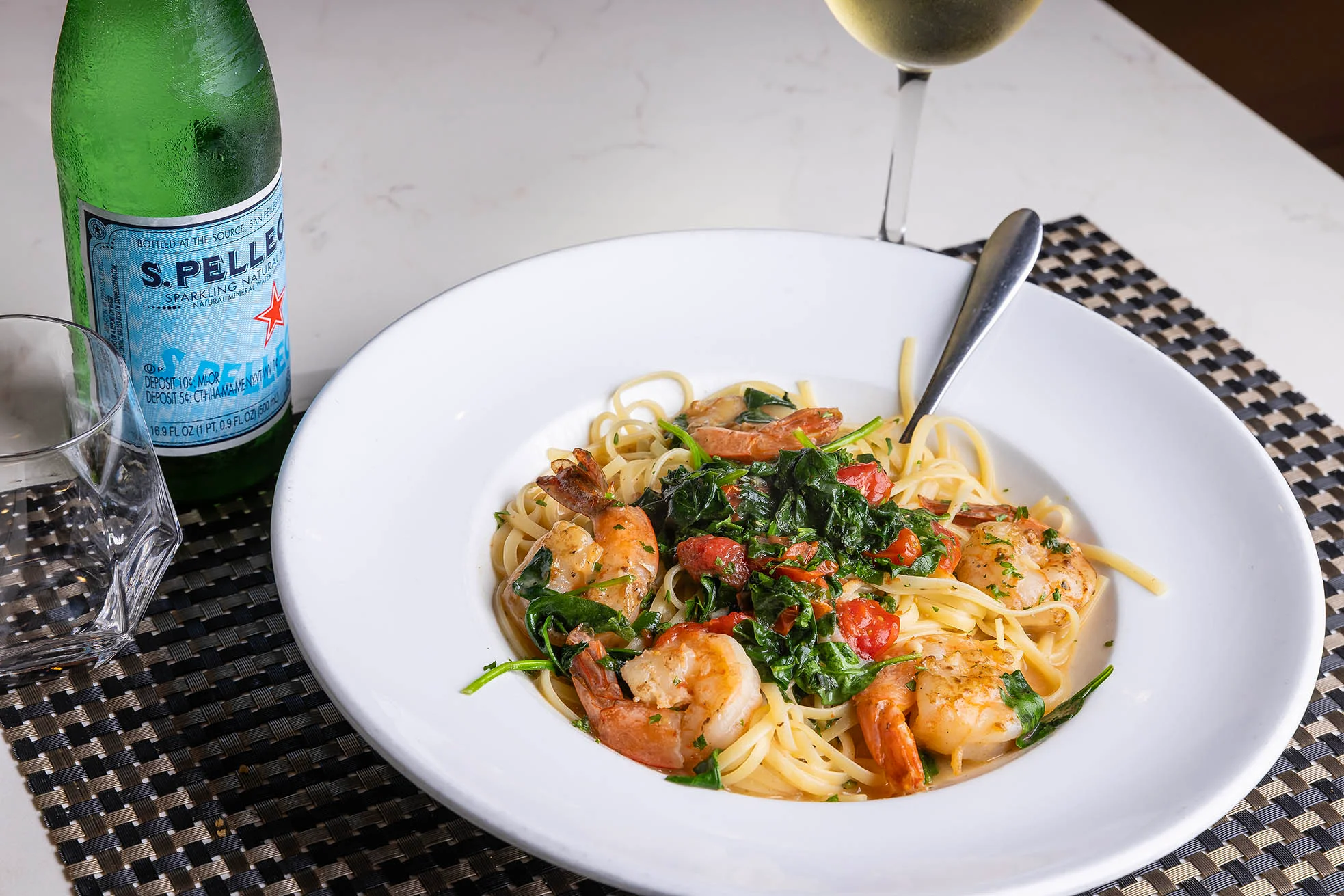 fresh seafood pasta with spinach