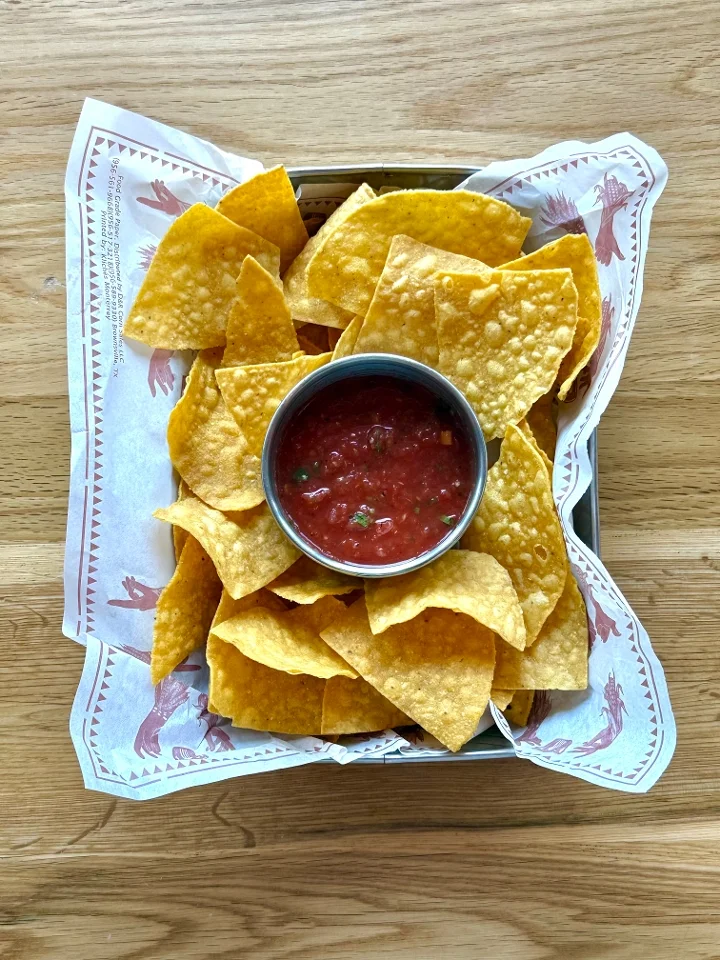 Chips & Salsa de Molcajete