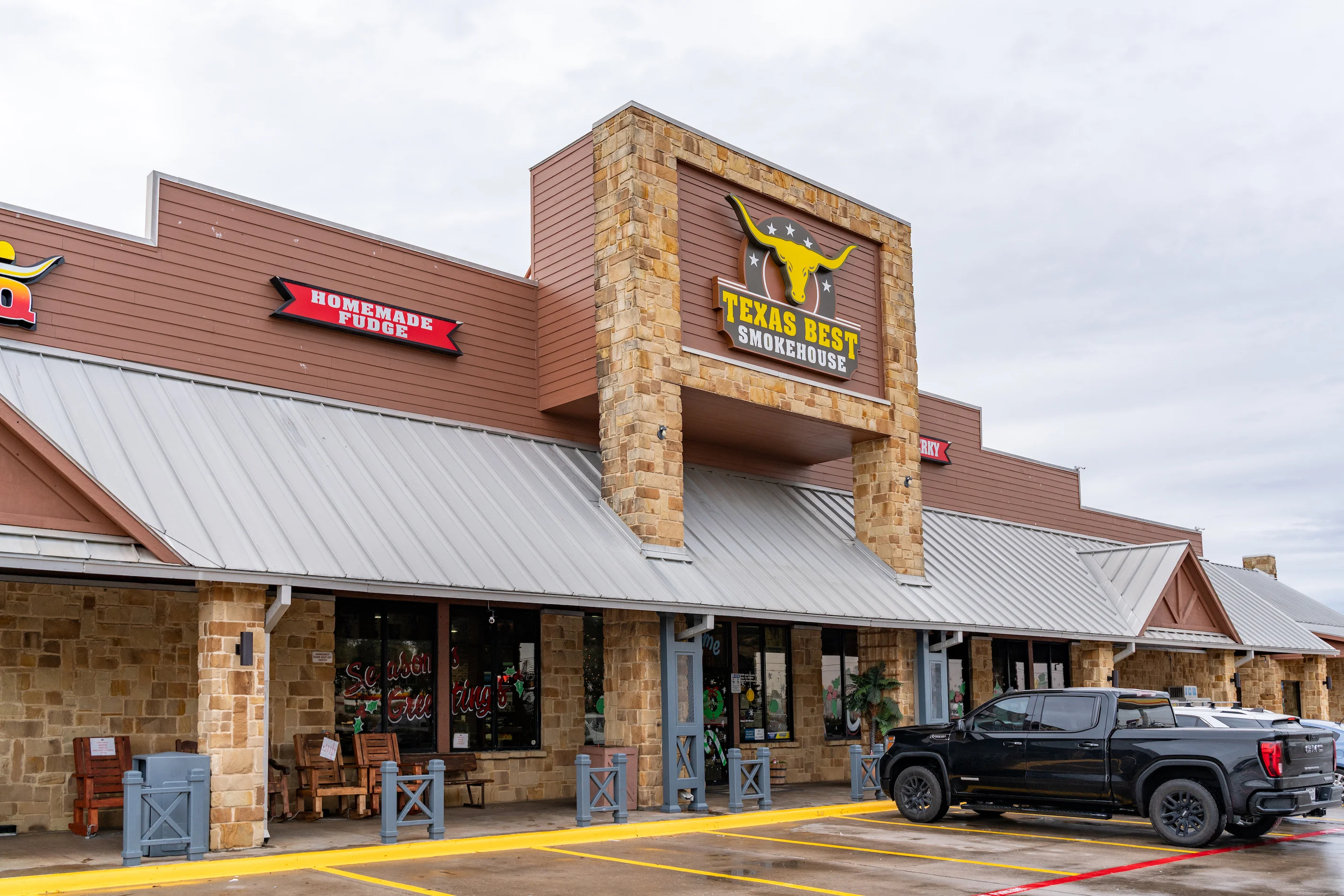 Texas Best Smokehouse Exterior