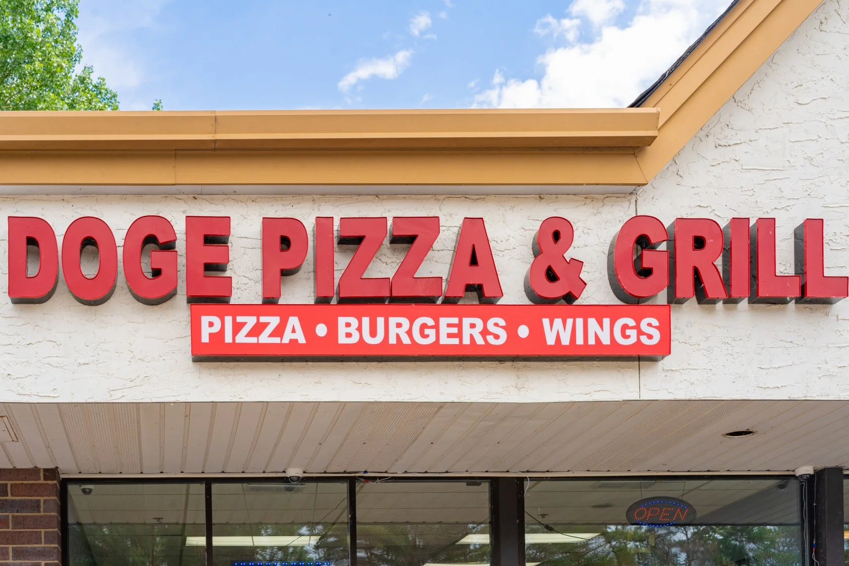 Contact & Parking | Directions & Info for Doge Pizza & Grill MN