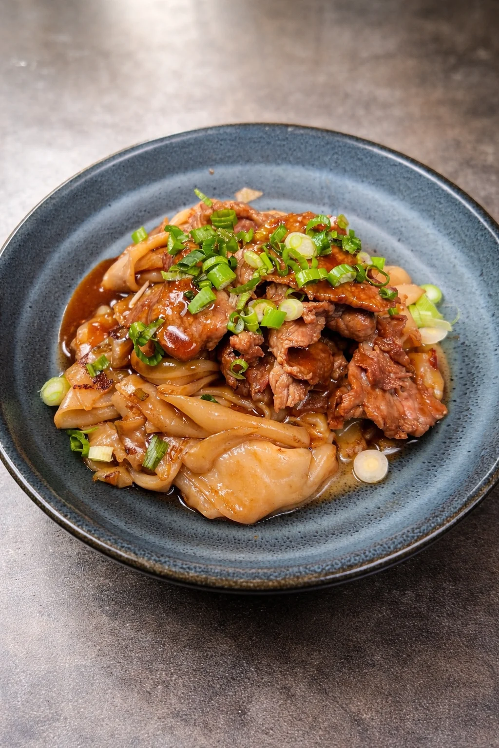 Sen Yai Beef