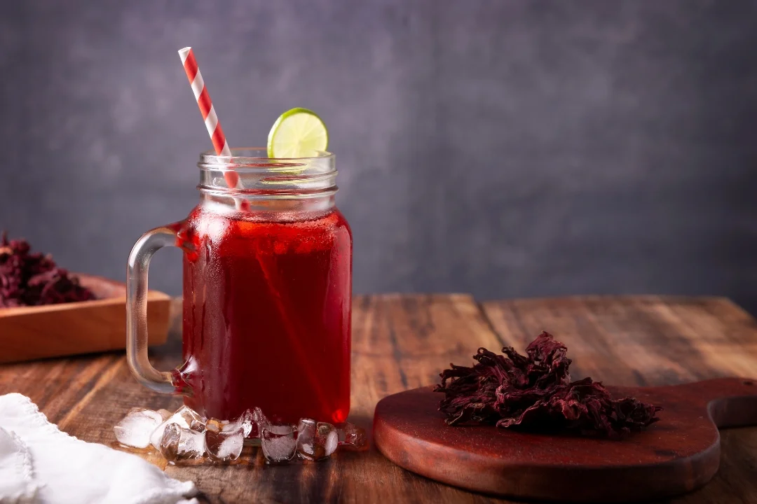 Homemade Hibiscus Ice Tea