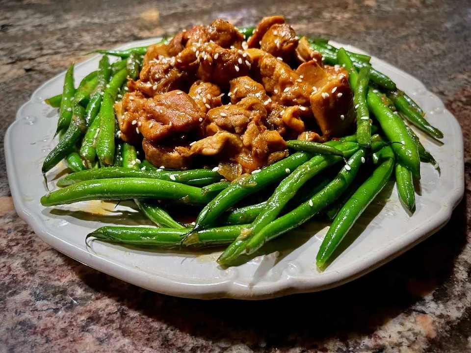 C2 Chicken With Green Bean四季豆鸡片