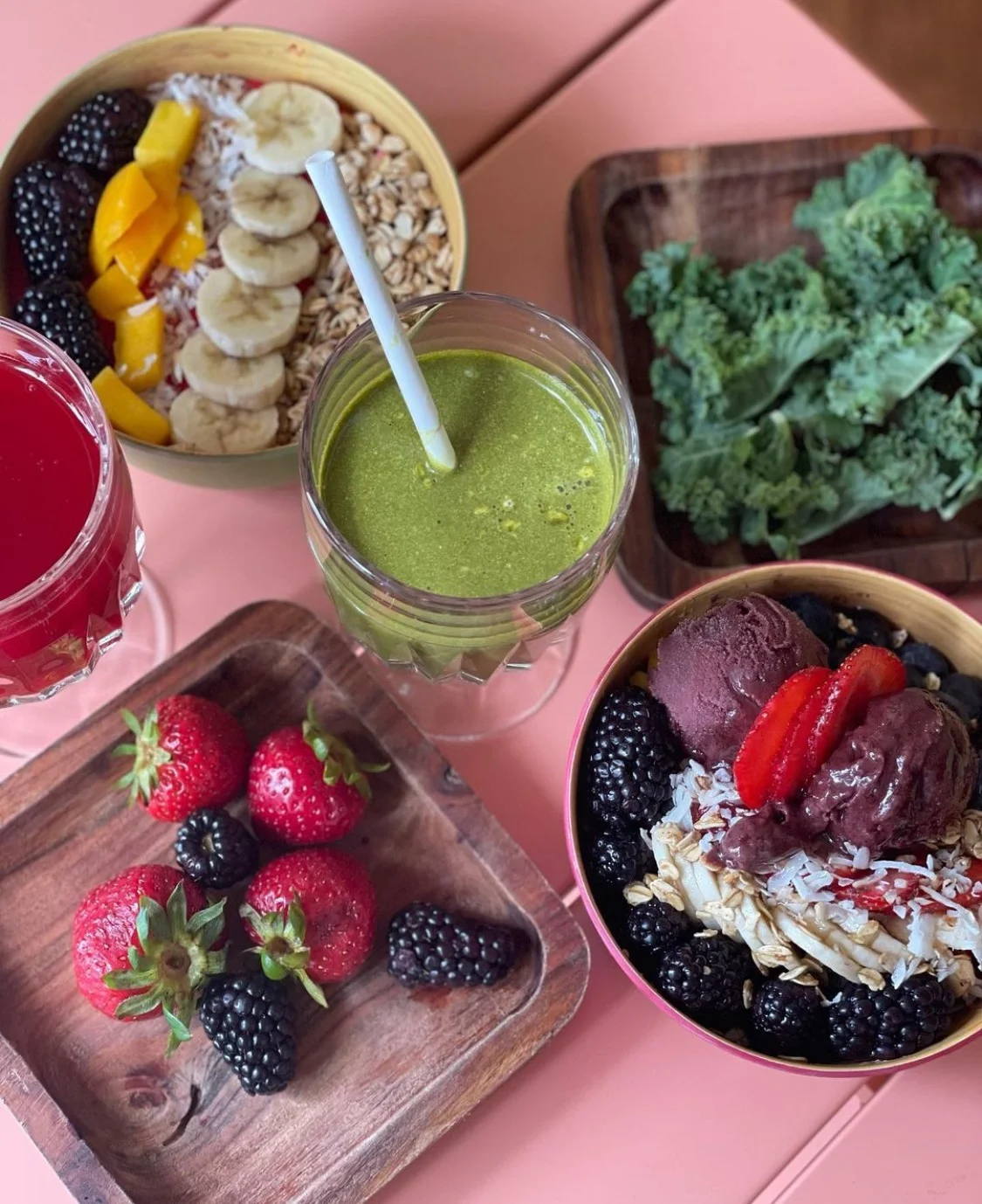 Blue Juice and Salad Bar