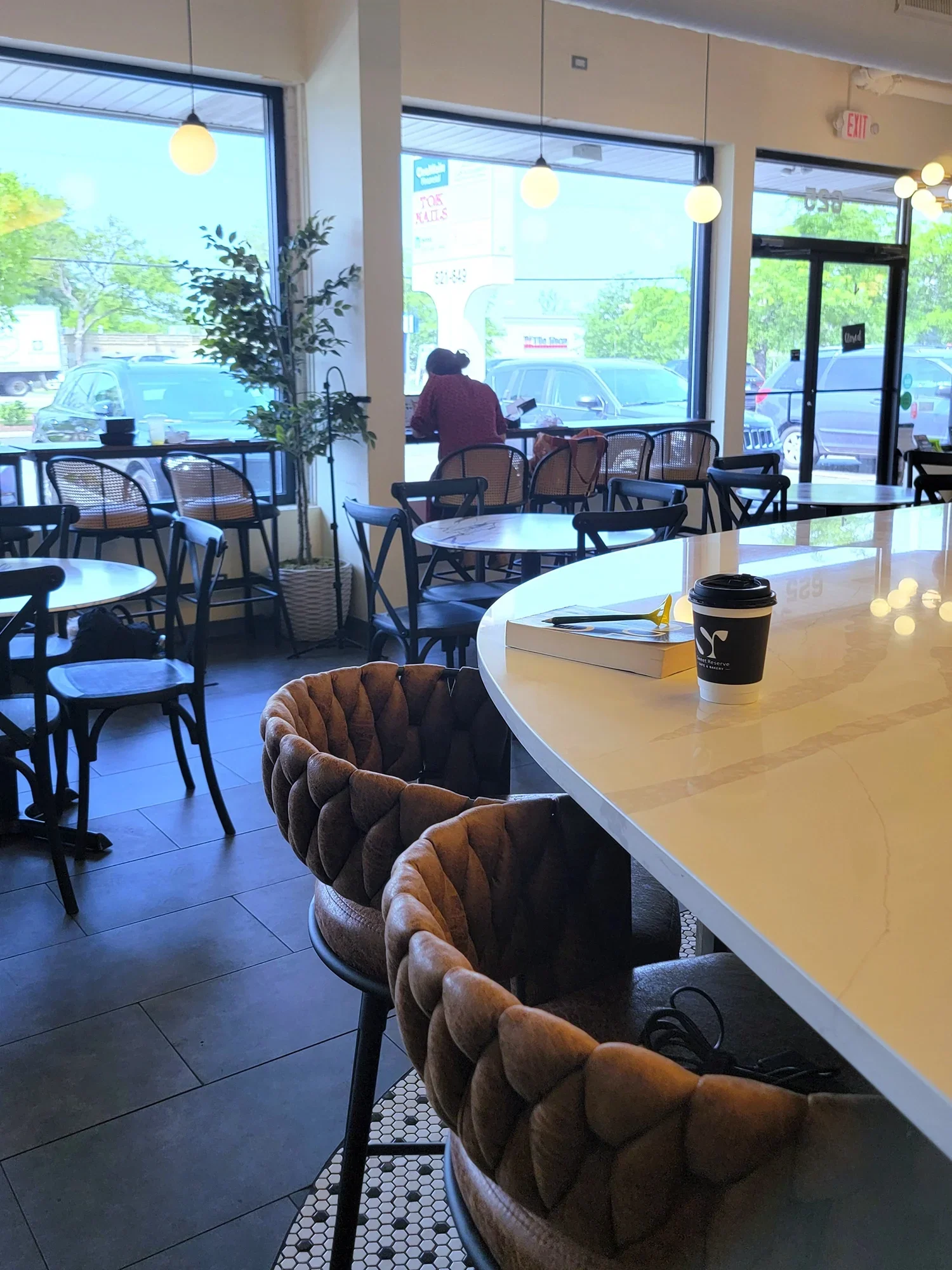 Lombard Cafe and Bakery - Sweet Reserve location