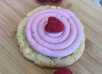 Gluten Friendly White Chocolate Macadamia
