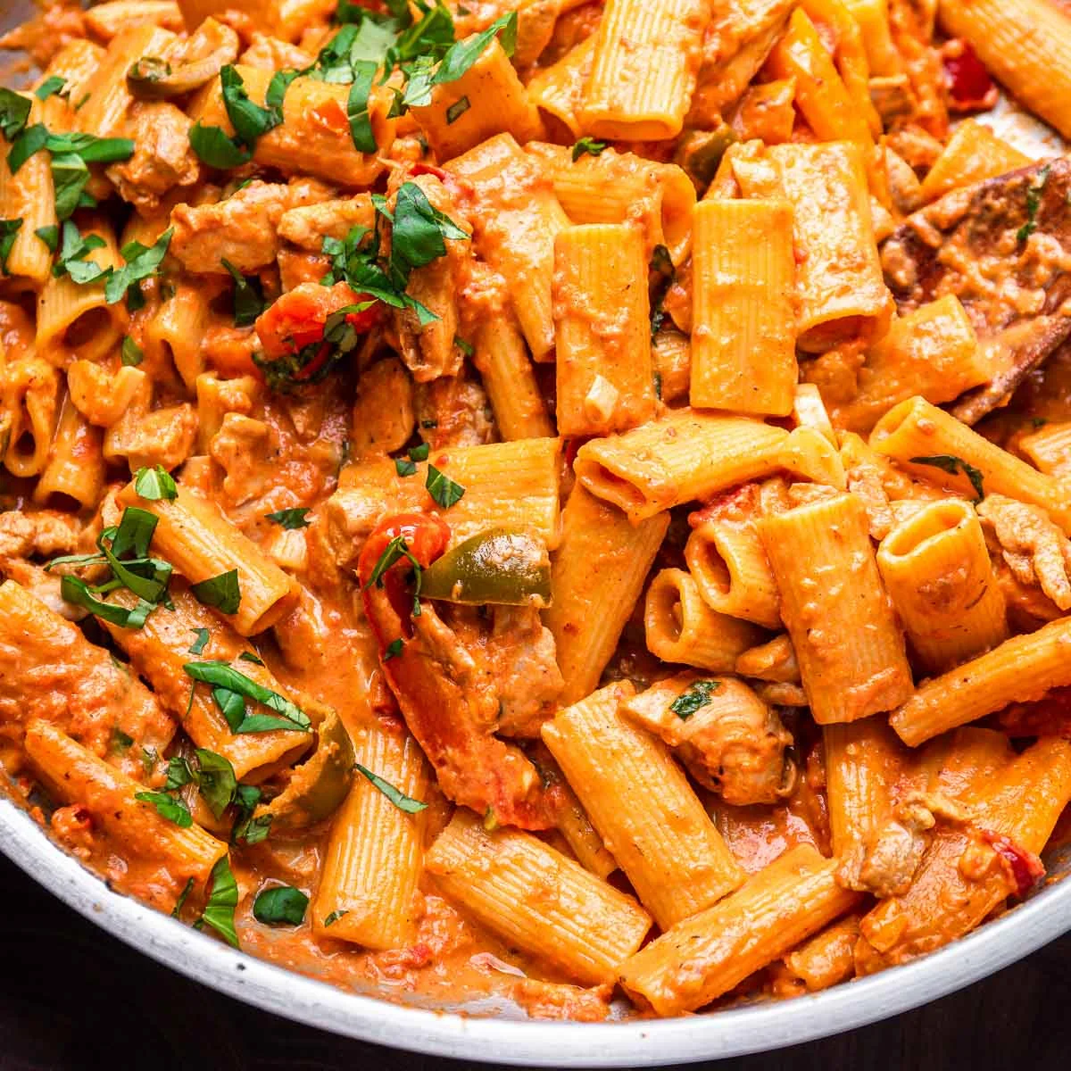 Creamy Italian rigatoni pasta with chicken and herbs