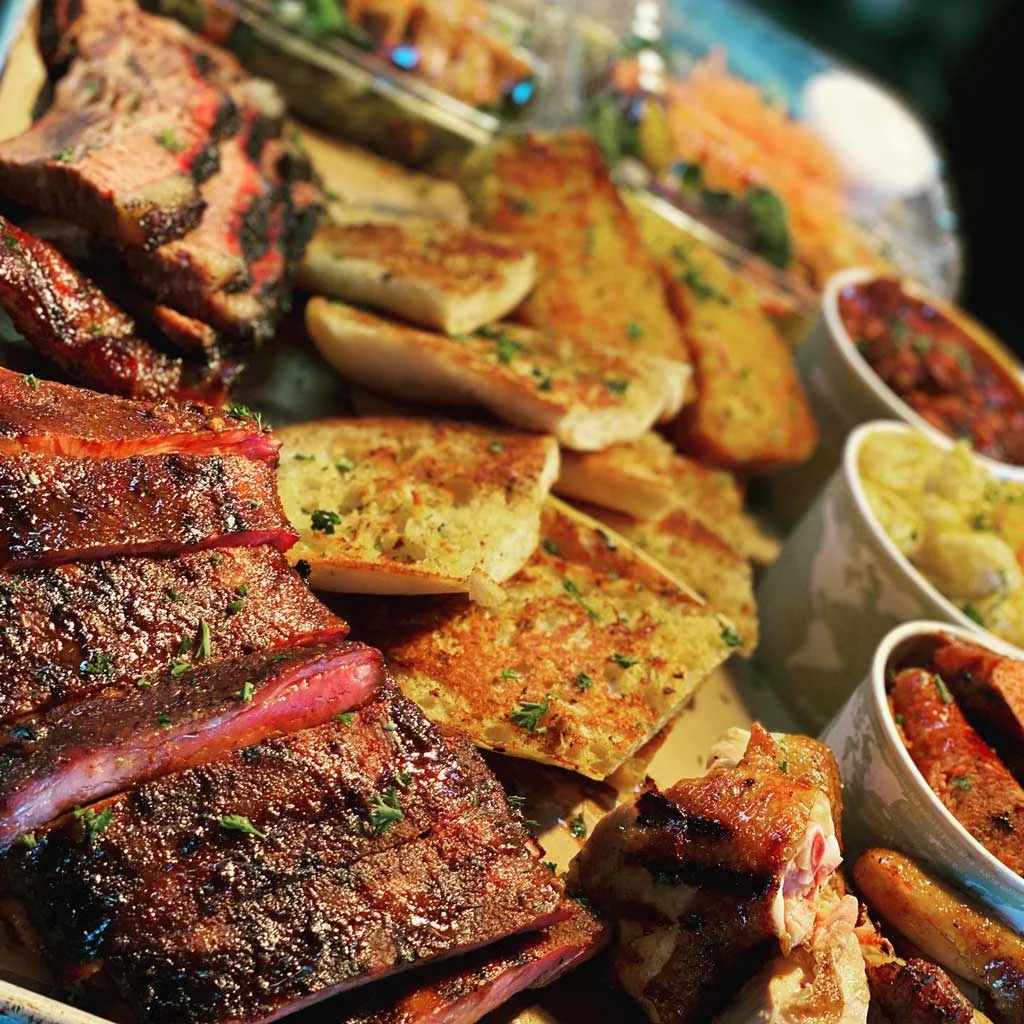 Dine-in, Takeout, Curbside, Catering, Banquets