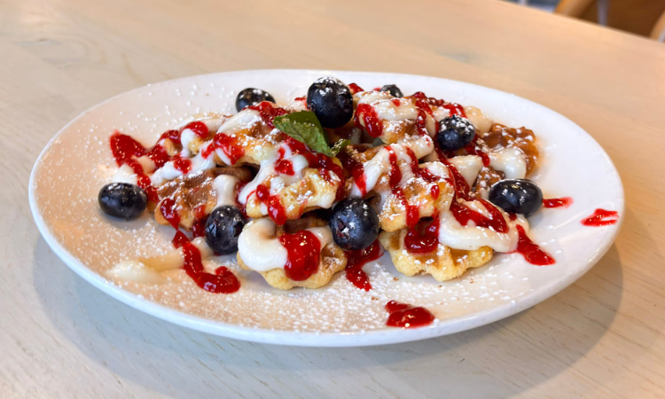 Morning Belle | Belleville - Maple Glazed Cinnamon Rolls - Catering