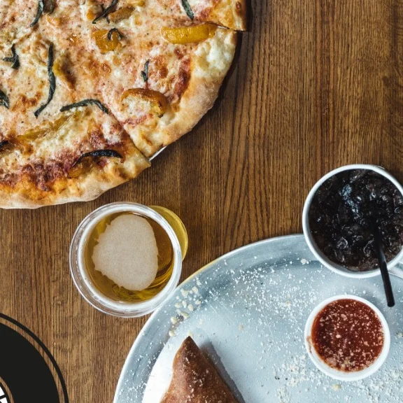 Pizza, calzone, Beer, Soda 