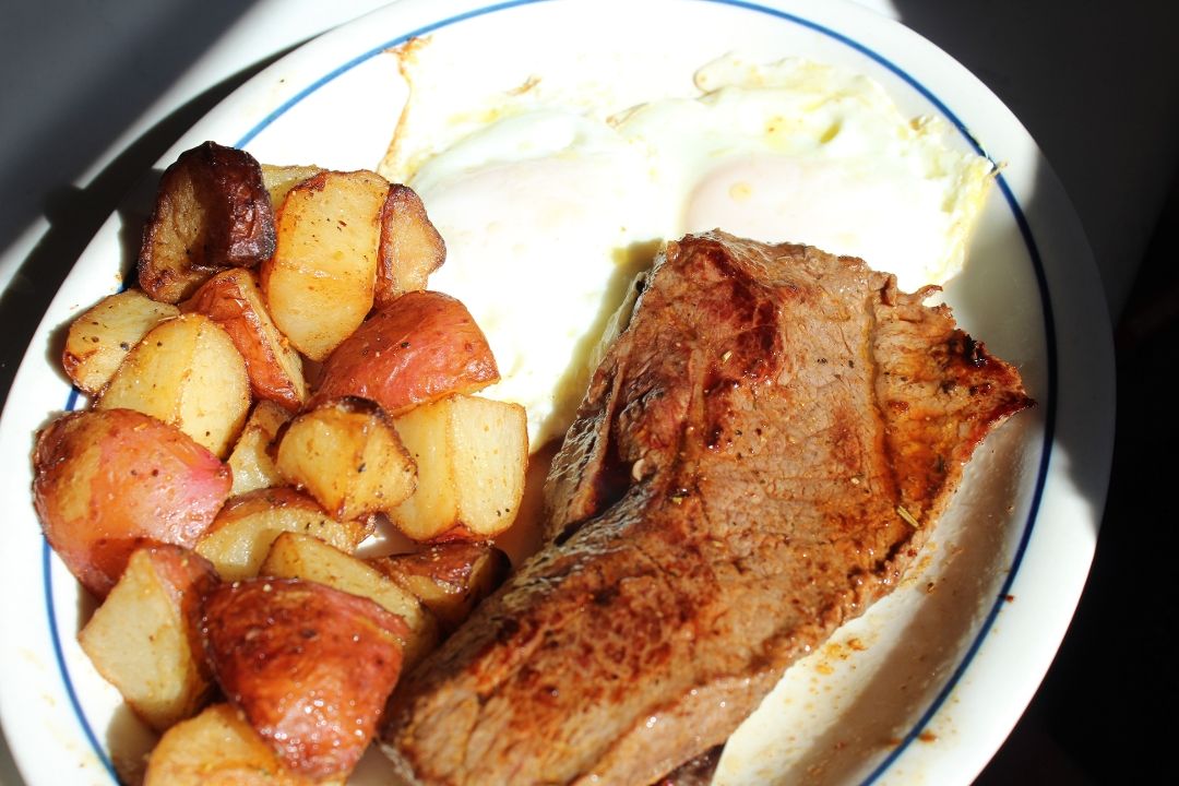 RANCH STEAK AND EGGS