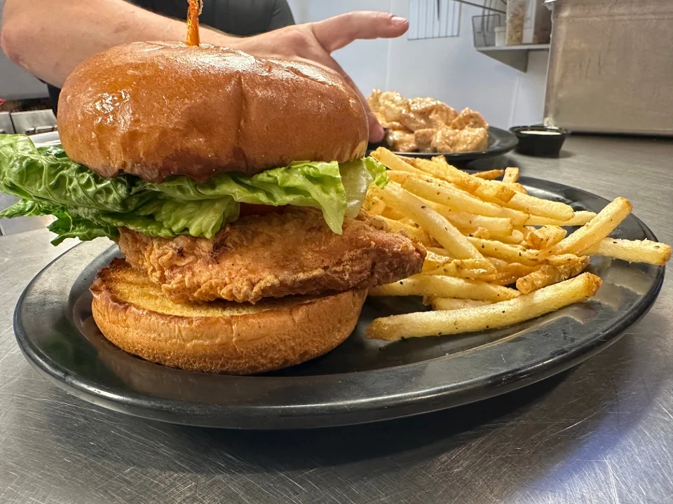 Restoratiob brew worx Outpost Chicken Sandwich