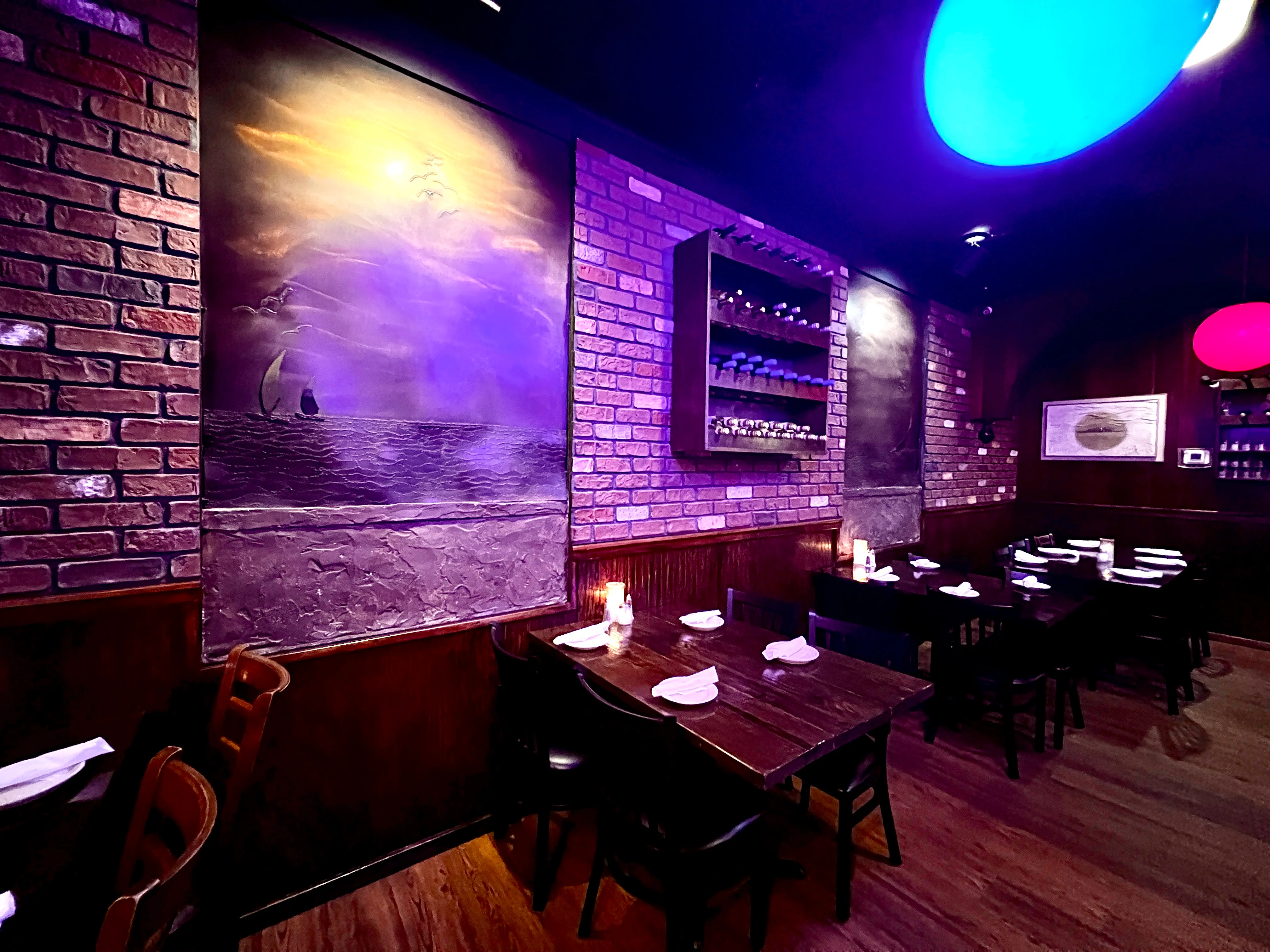 The interior of Gigi's
