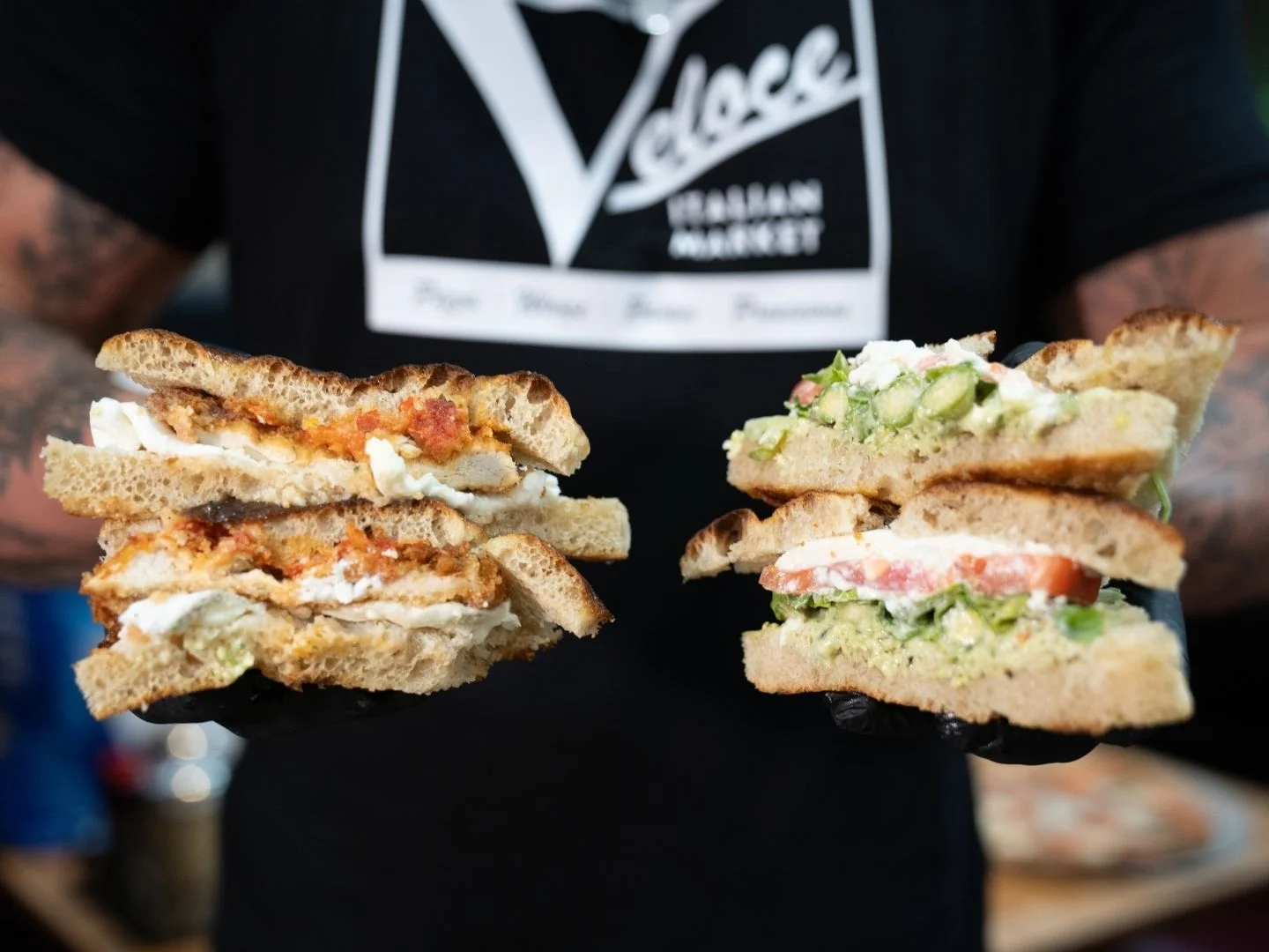 Delicious grilled chicken sandwich with fresh vegetables