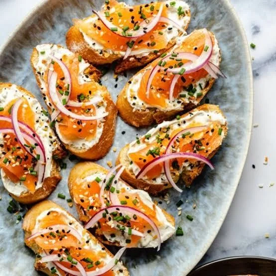 Smoked Salmon & Herbed Cream Cheese