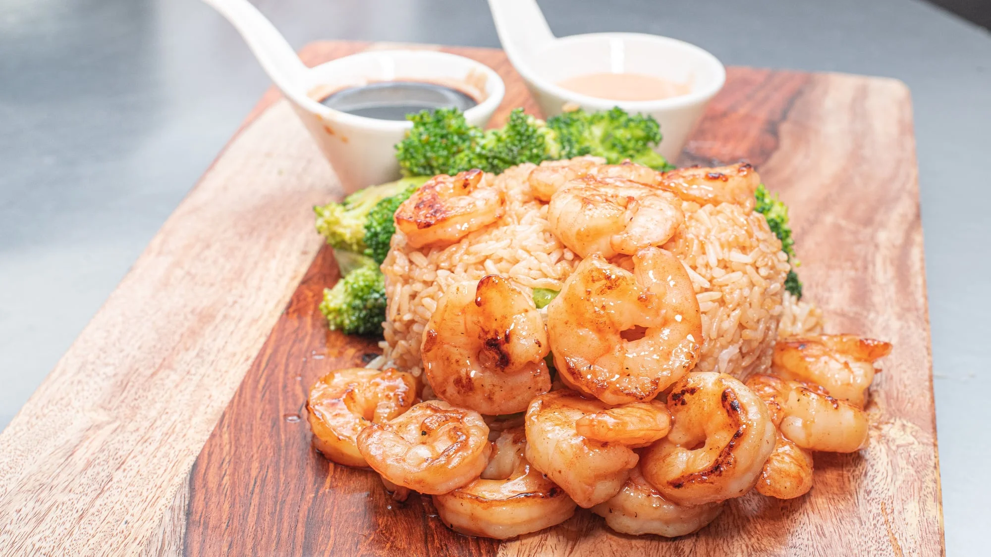 Grilled shrimp fried rice with broccoli