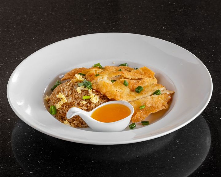 LEMON CHICKEN COMBO MEAL