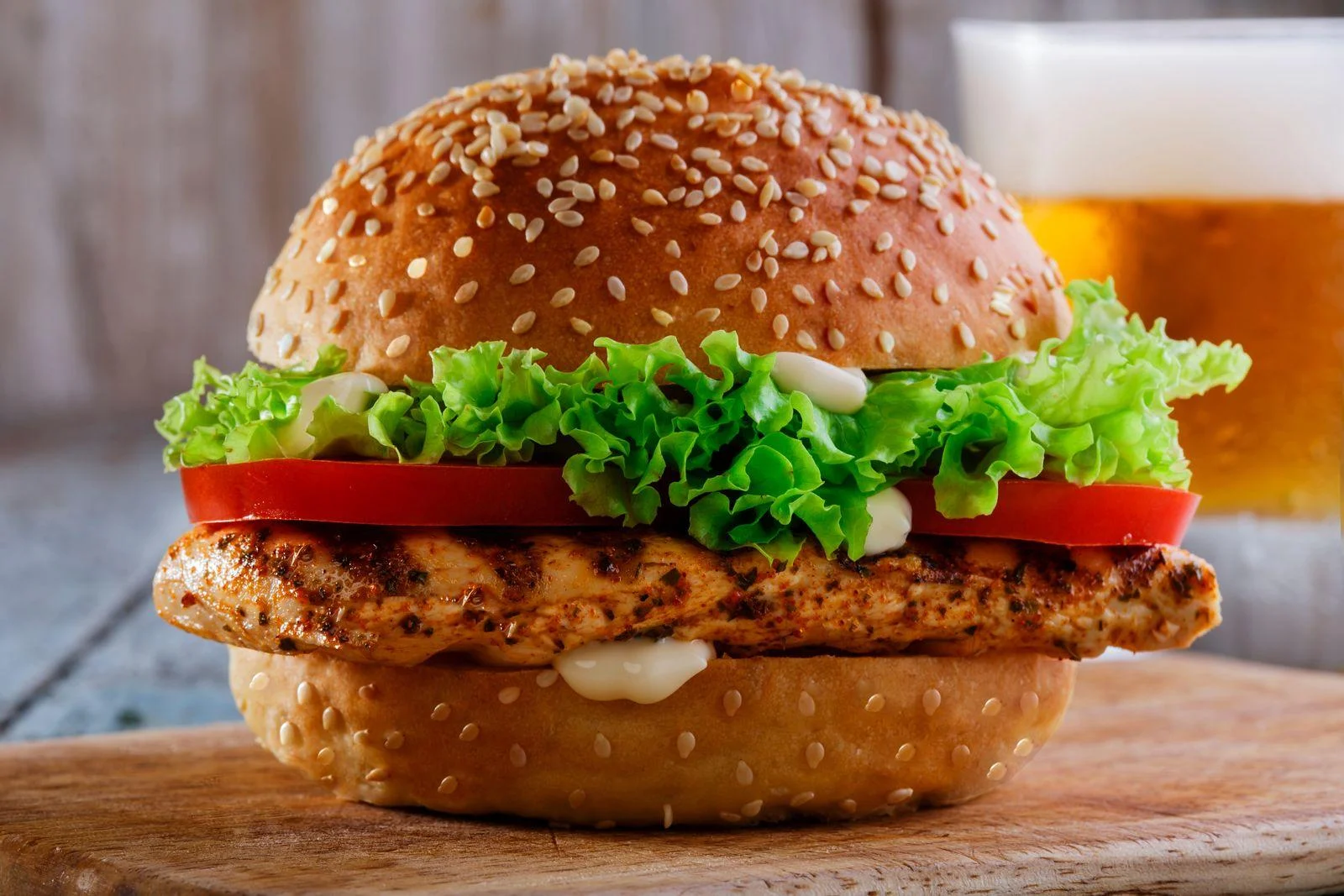 GRILLED CHICKEN BURGER