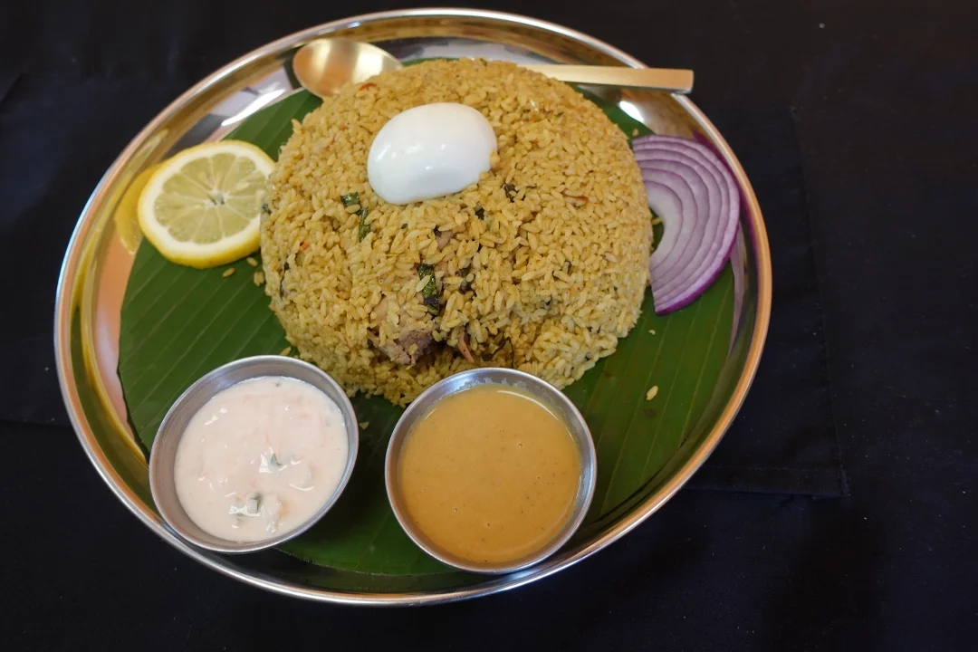 THALAPAKATTI CHICKEN BIRYANI ( bone-in) (Gluten Free)