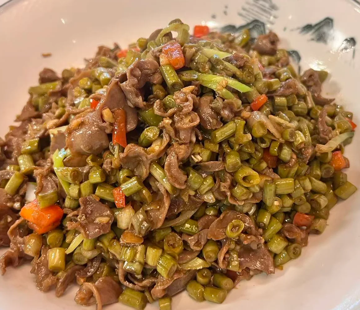 Stir-fried Chinese beef with green beans